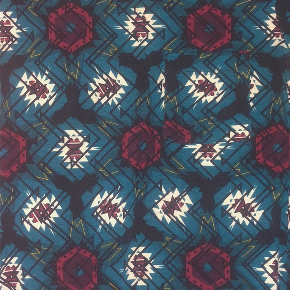 LulaRoe Carly dress, barely worn - Picture 2 of 3